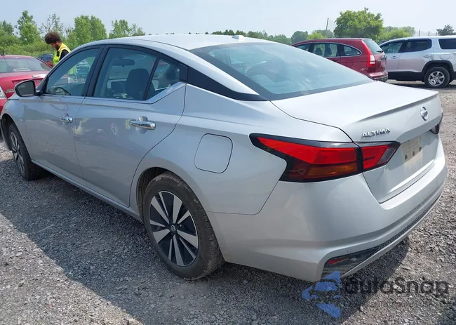 1N4BL4DV2NN308302: 42471937