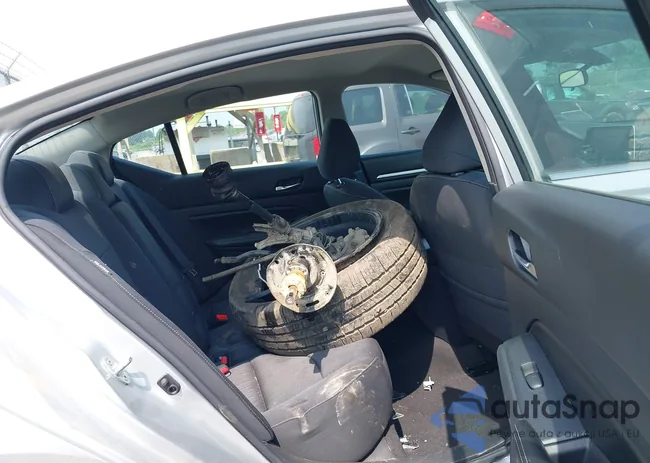 1N4BL4DV2NN308302: 42471937