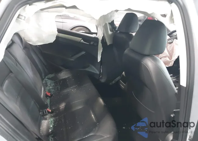 1VWAT7A33EC104563: 42471984