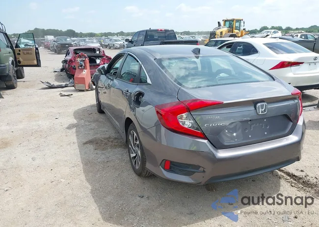 19XFC2F79JE205858: 42472109