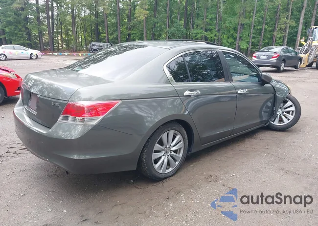 1HGCP36808A034356: 42472729