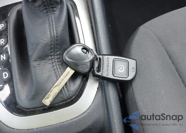 KNADM4A39H6051167: 42473221