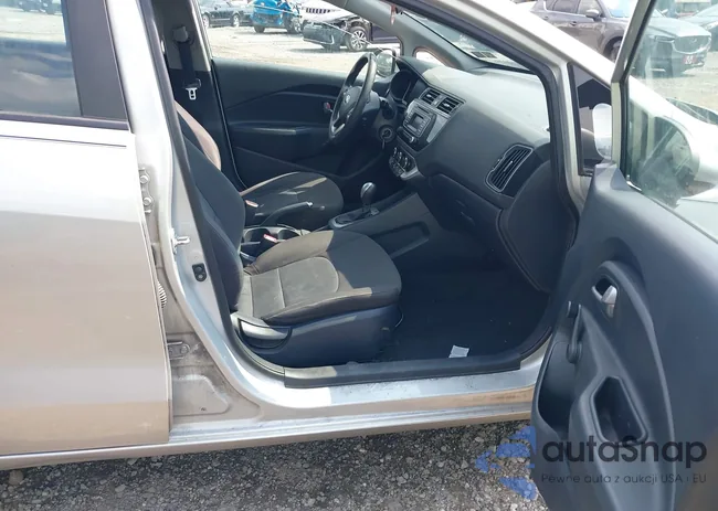 KNADM4A39H6051167: 42473221