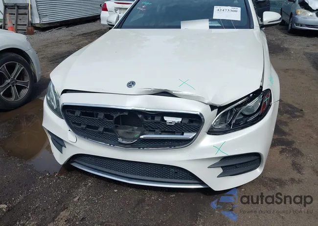 WDDZF4JB8HA275737: 42473300