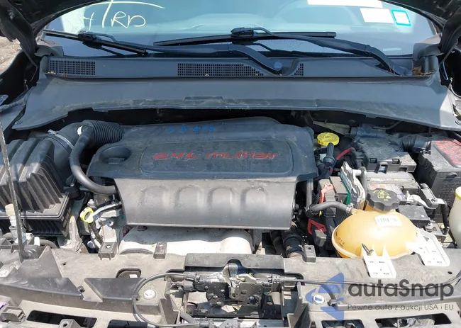 3C4NJDBB4JT100129: 42472329