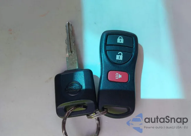 1N6BF0KM0JN804467: 42472642