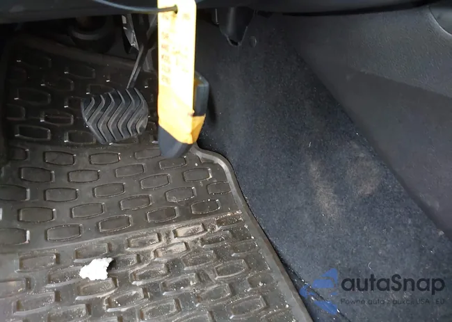 3PCAJ5M3XKF121741: 42473816