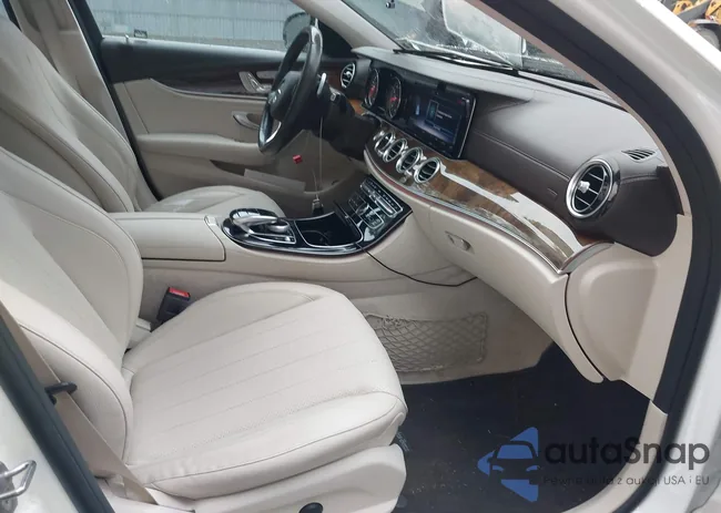 WDDZF4KB5HA187761: 42473454