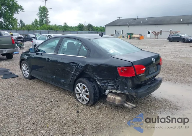 3VWDX7AJ1DM352551: 42473476