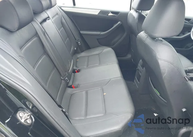 3VWDX7AJ1DM352551: 42473476