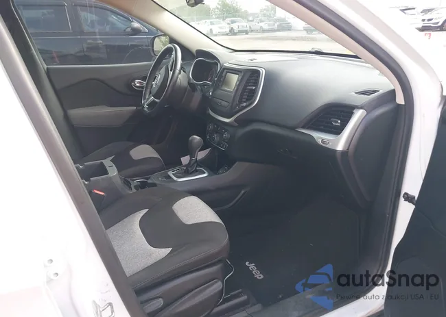 1C4PJLCB6EW101834: 42473492