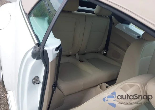 3VW517AT2FM800886: 42473625