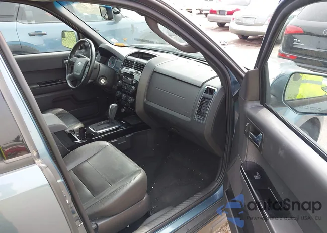 1FMCU0EG3BKA49641: 42474740