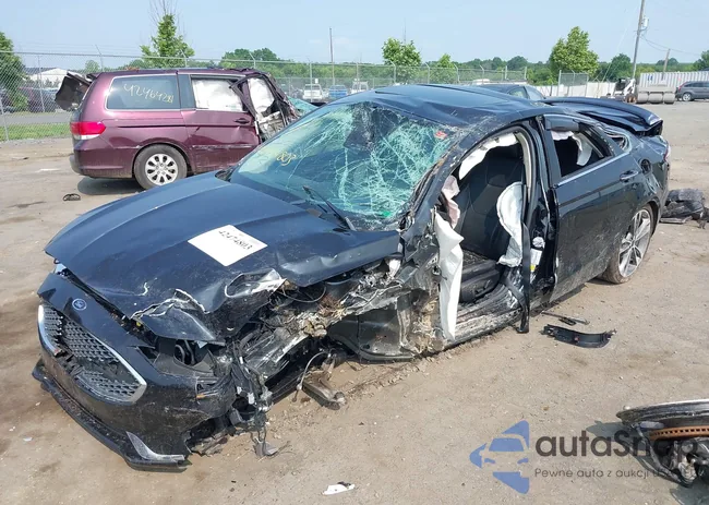 3FA6P0D92KR247270: 42474803