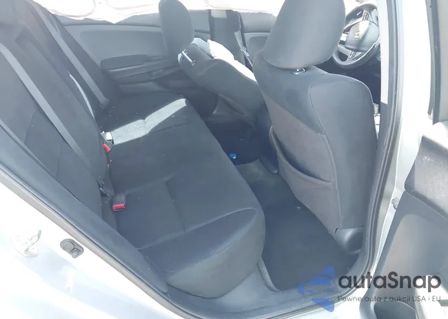 1HGCP2F30CA244379: 42474823