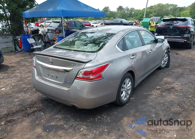 1N4AL3APXEC177871: 42474842