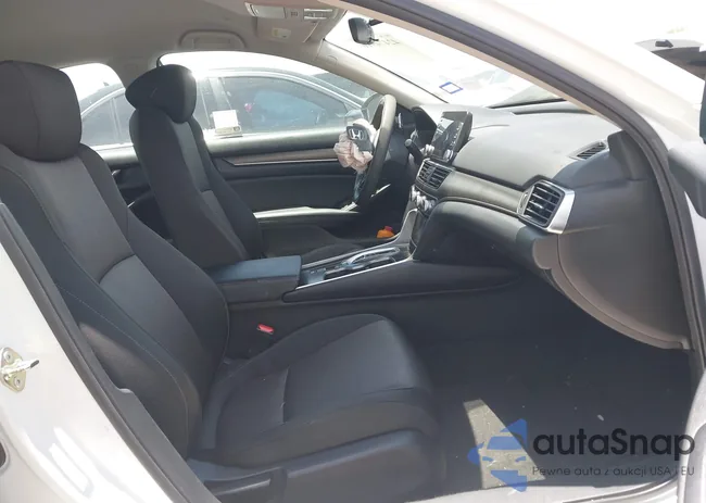 1HGCV3F19KA019919: 42474916