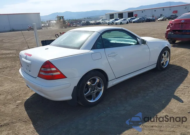 WDBKK65F11F230551: 42475213