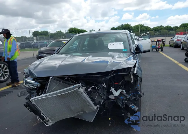 3VW7M7BU9RM005832: 42475250