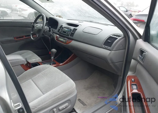 4T1BE30K14U913017: 42475256