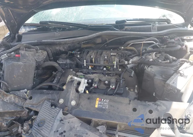 2G1WB5E38G1179576: 42474444