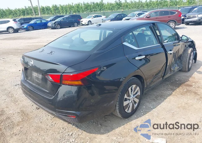 1N4BL4BV5LC221179: 42474452