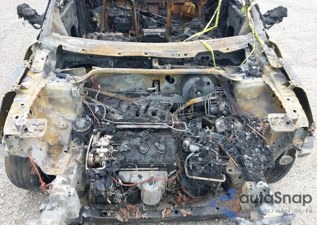 1FM5K7D80EGA21093: 42474544