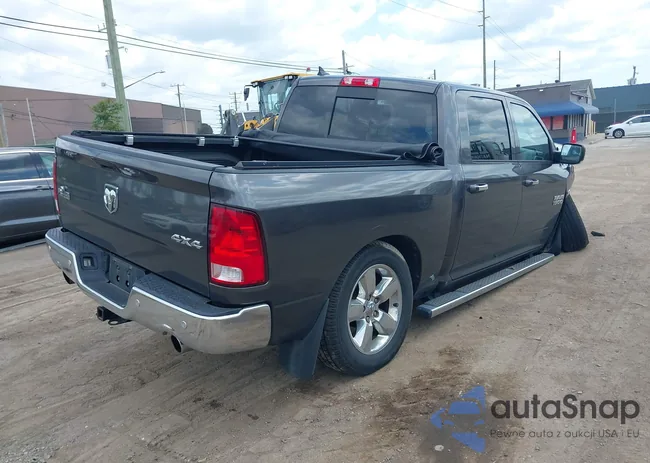 1C6RR7LT1FS732976: 42474647