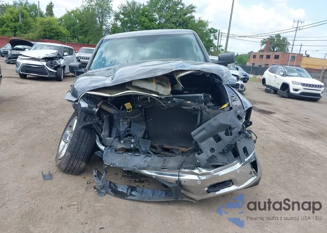 1C6RR7LT1FS732976: 42474647