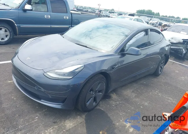 5YJ3E1EA0PF495110: 42475811