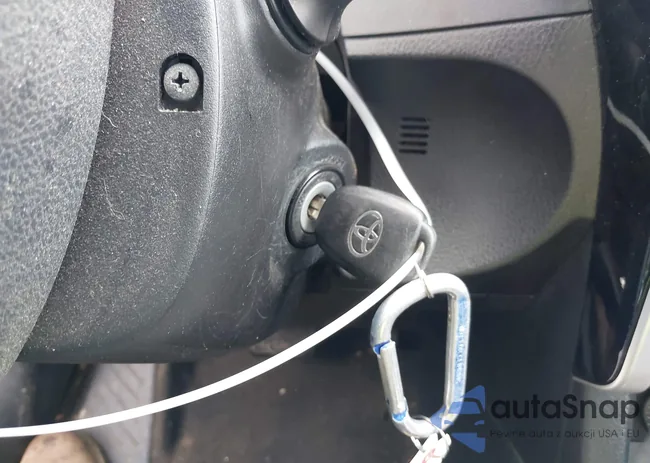 2T1BURHEXHC832836: 42476215