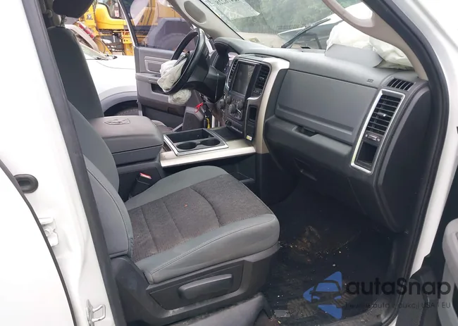 1C6RR7LT2ES144910: 42476228