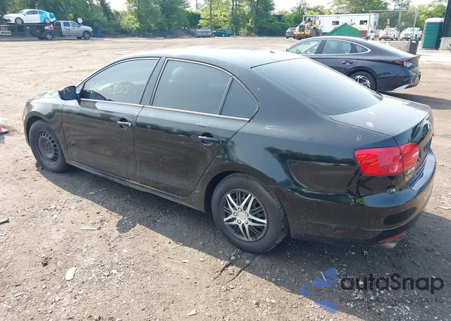 3VW2K7AJ8EM375705: 42476300