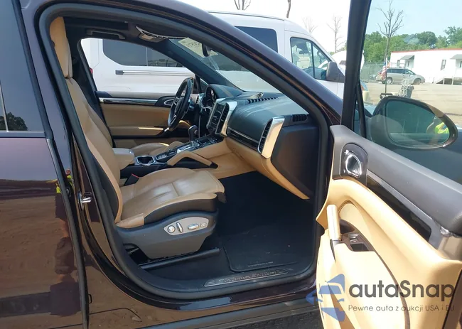 WP1AA2A21HKA88424: 42475713