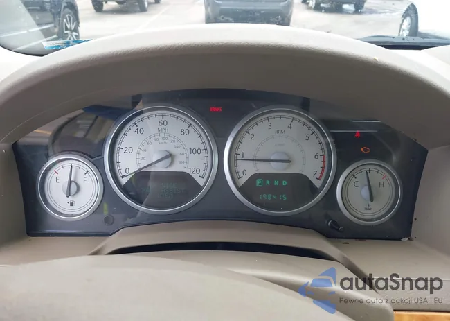 2A8HR64XX8R148704: 42476728