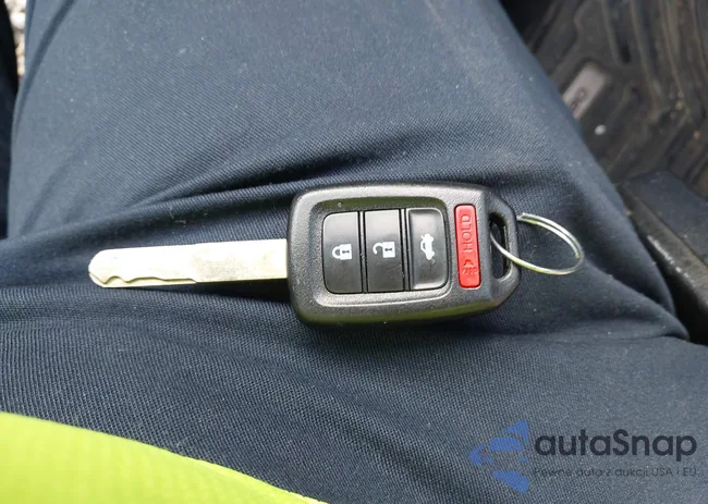 1HGCR2F3XFA245232: 42476736