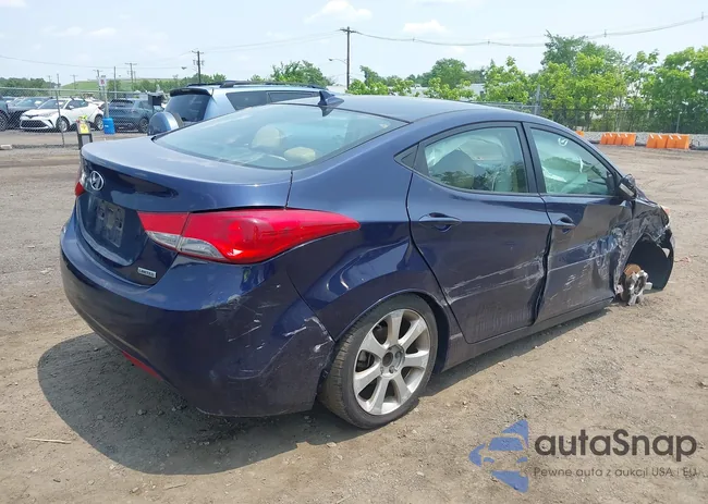 5NPDH4AE9DH205899: 42476924