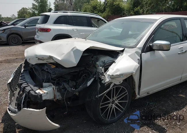 3LNHL2GC8AR624860: 42476952