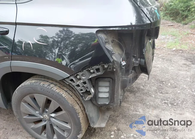 3VVCX7B22NM073697: 42477022