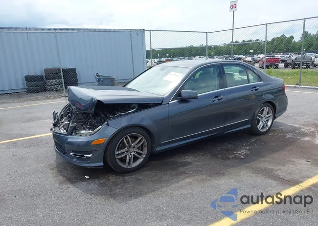 WDDGF4HB2DR260899: 42477183