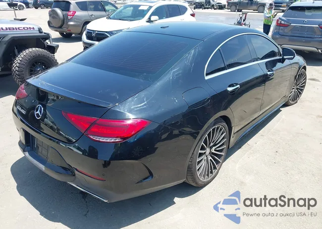 WDD2J5JB4KA037025: 42477235