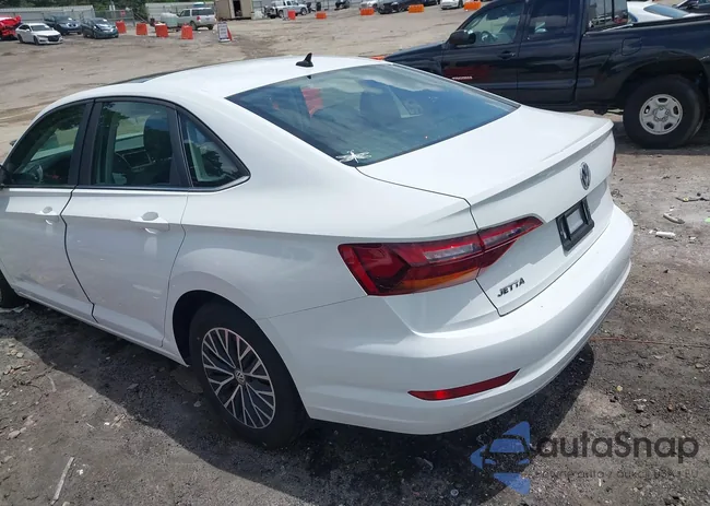 3VWC57BU4KM068967: 42477265