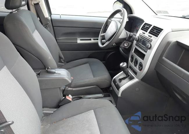 1J8FT47098D540488: 42477318