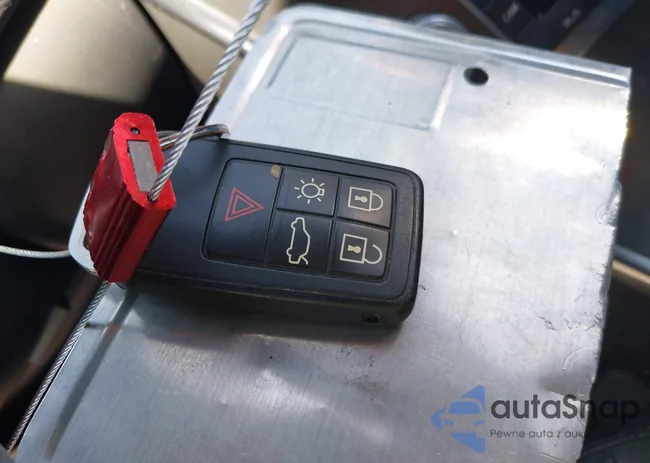 YV449MDK7G2811221: 42476363