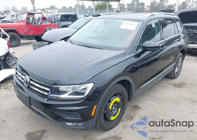 3VV3B7AX5LM071449: 42476461