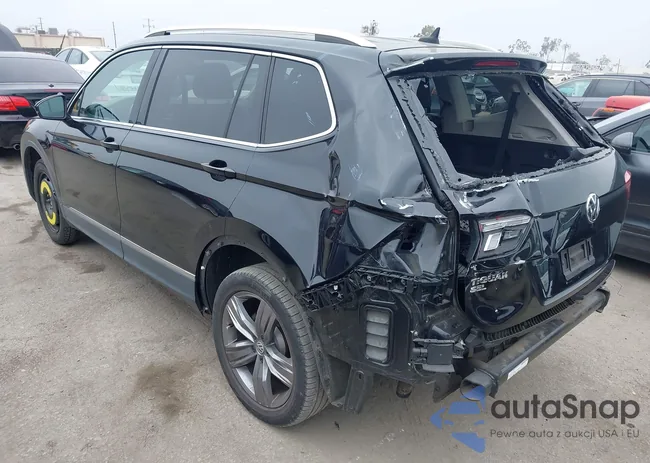 3VV3B7AX5LM071449: 42476461