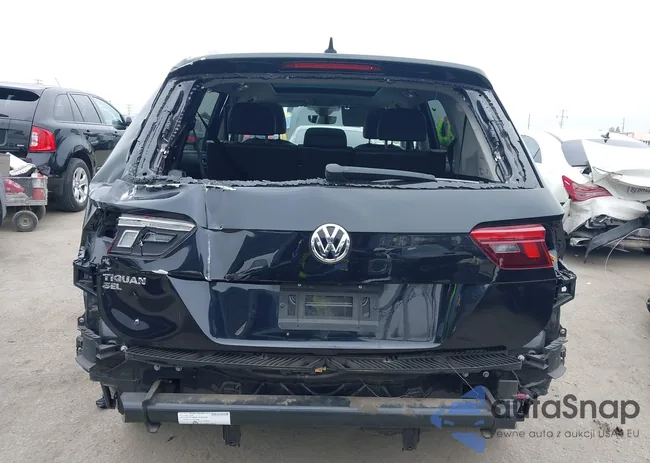 3VV3B7AX5LM071449: 42476461