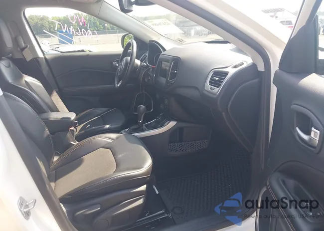 3C4NJDBBXLT168695: 42476489