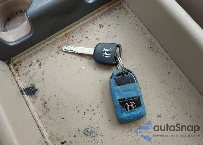 5FNRL38856B105928: 42476536