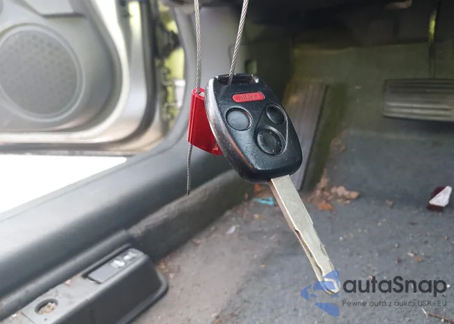 1HGCM56427A095143: 42477729